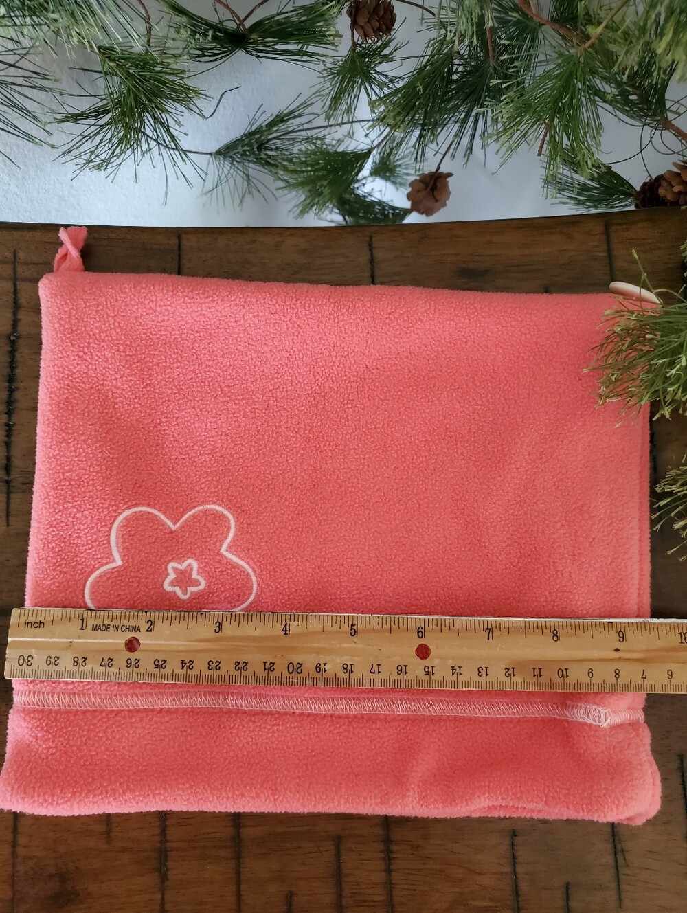 REI Kids Fleece Skull Cap Beanie Pink With White Flower Accent Retro - Picture 5 of 11
